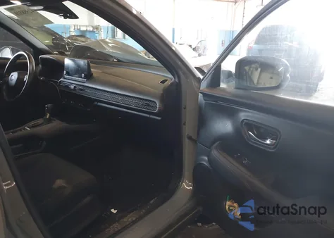 2024 Honda Hr-V Awd Sport/Awd Sport W/O Bsi z USA, uszkodzony, nr VIN 3CZRZ2H52RM722826